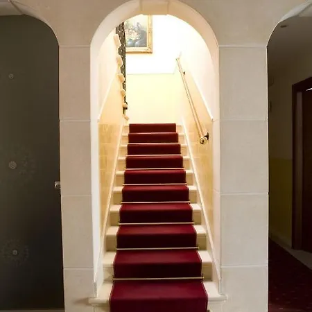 Hotel Cris Mestre